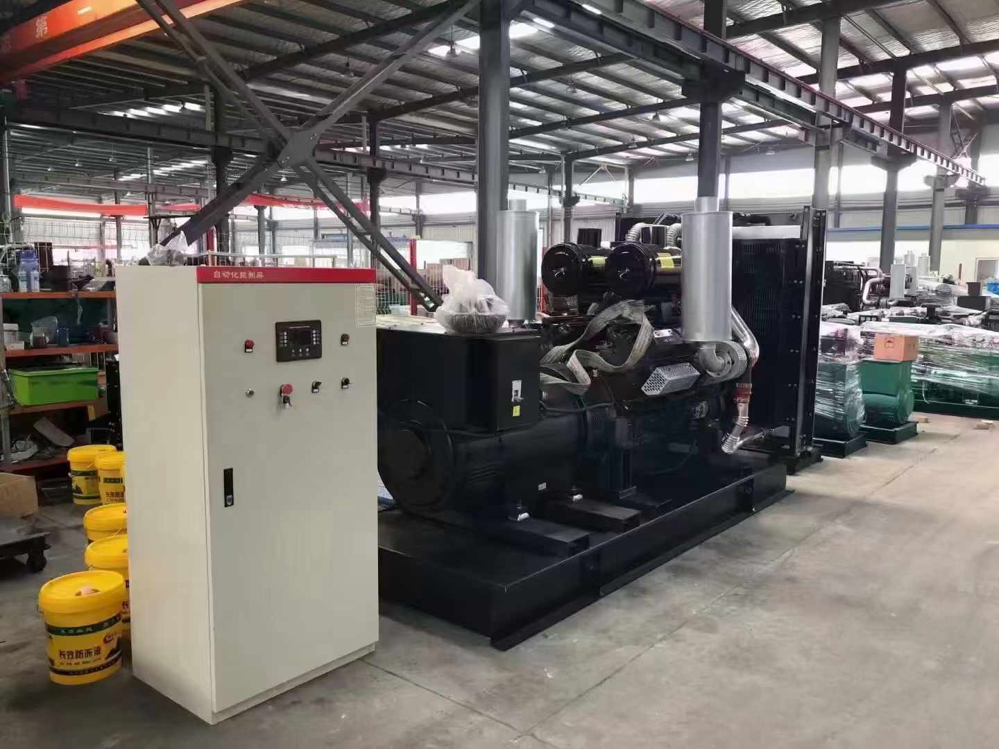 璧山柴油发电机运行时的噪音和振动水平如何？